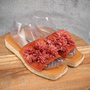 Fabiolas Suede Flower‎ Slip On Floral Sandals Women's Size 37 (6.5)